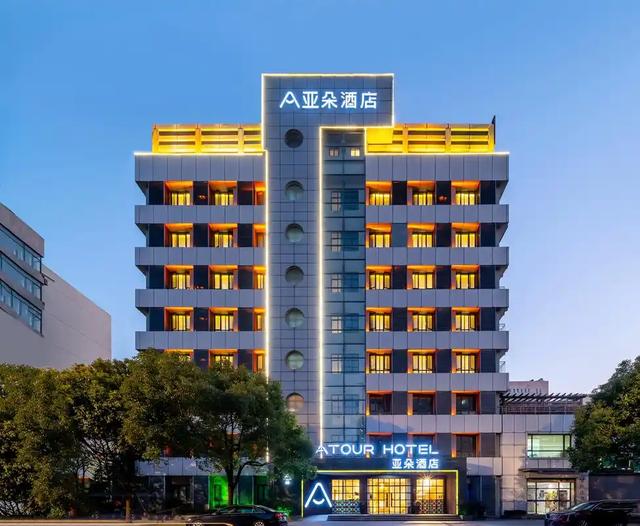 亚朵酒店不拼奢华却火？用户体验不是 “全程完美	”	，差异化逻辑化