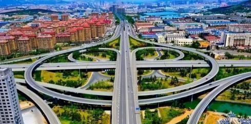 一旦战事大规模爆发，我国必须死保8座城市	，关键时候能抵御外敌