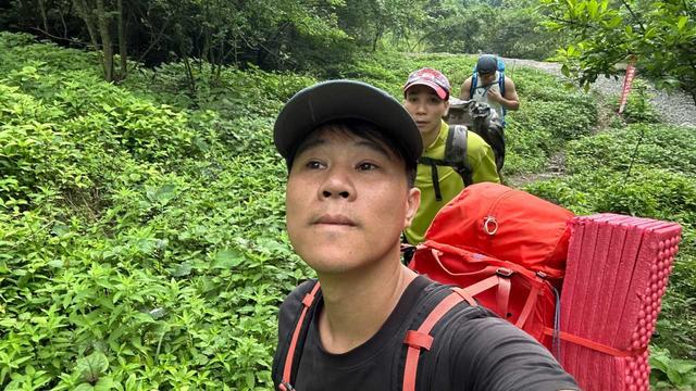 湖南天门山：一场逃离喧嚣的山野之约