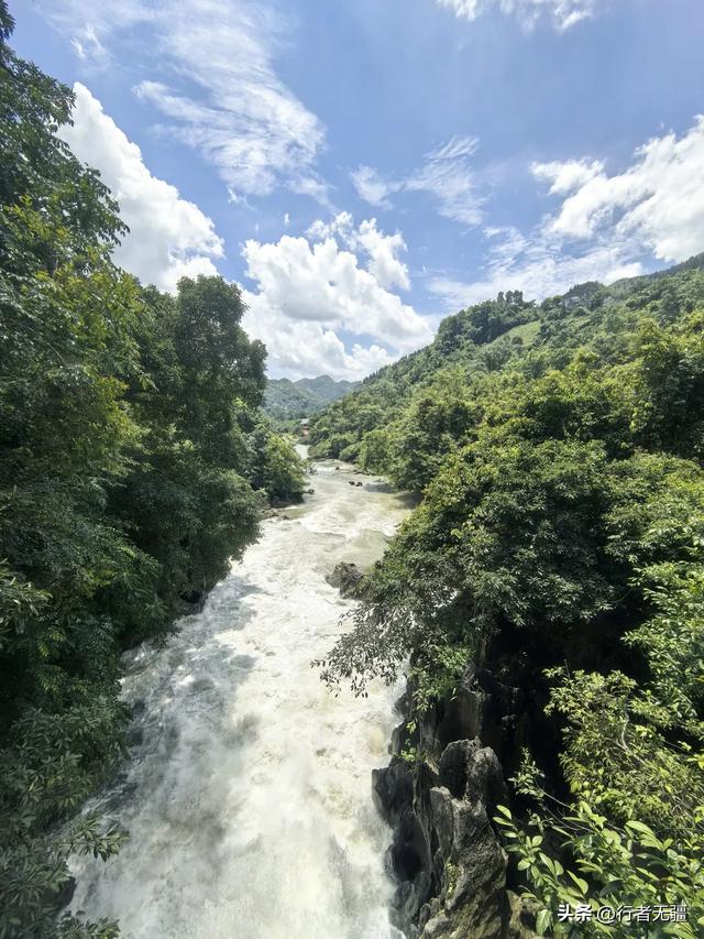 多彩贵州自驾游之黄果树：雨幕初开见虹霓，气势磅礴势无穷