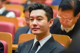 这一夜，娱乐圈的人情世故江湖地位，在黄晓明身上展现得淋漓尽致图片