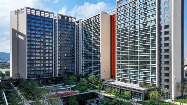 从影视工厂到造梦工场：横店的“入戏”革命