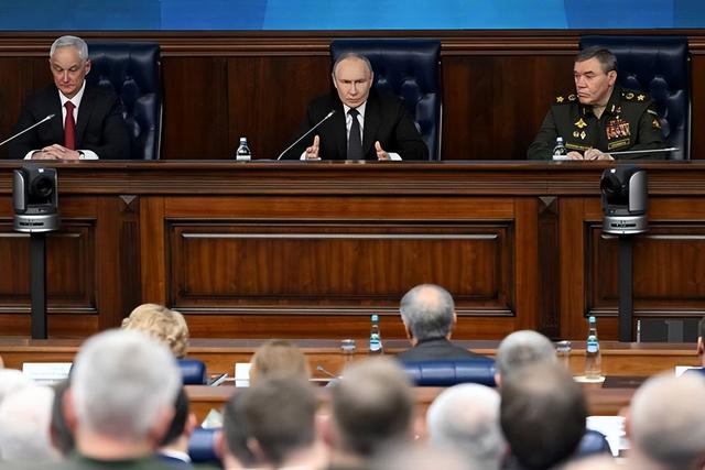 普京总结今年战果：乌克兰无力补充兵源，承诺帮扶俄军妻儿老小