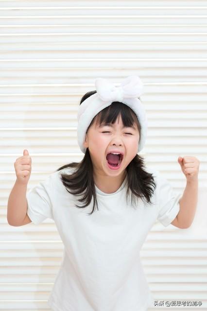 青春期孩子的“叛逆”其实是成长的信号	，家长别怕