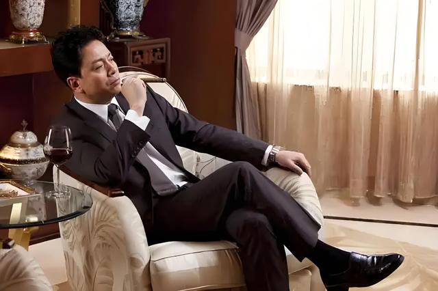 今日爆款文章：《给平凡的自己：4种能力，悄悄撑起一生的底气》