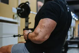 什么是肌筋膜疼痛综合症？会影响日常生活吗？图片