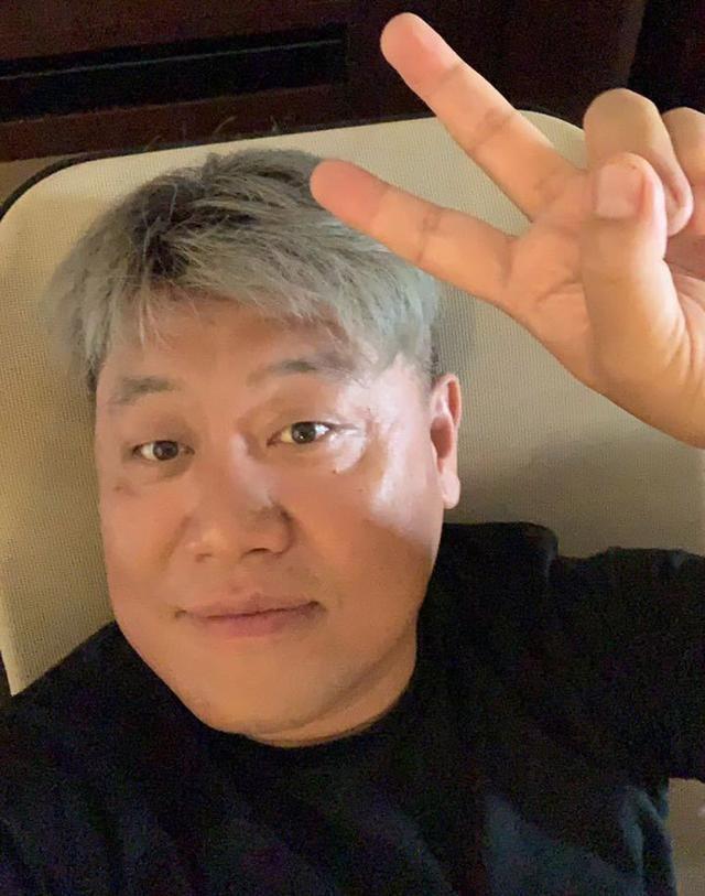 演员徐露：嫌丈夫丑不生孩子，丈夫给她245万，生下女儿后怎样了