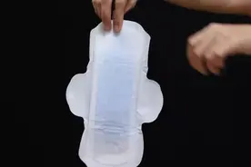 医用卫生巾抢购上热搜？？图片