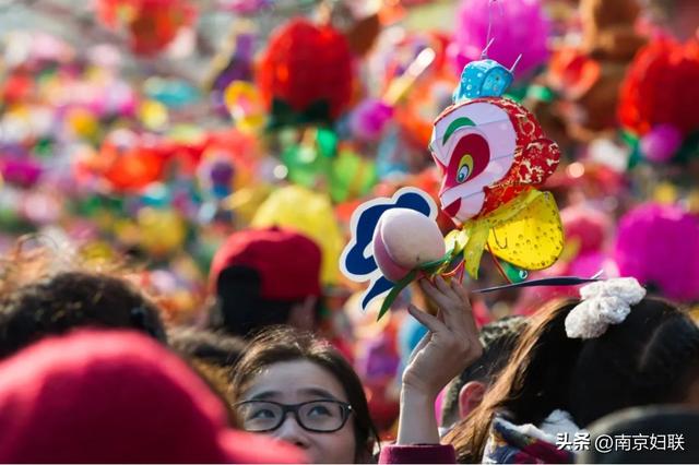 就在今晚，亮灯！