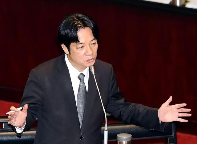 见完美方后，郑丽文送两岸一句话，岛内民调变天，大陆要拔7钉子