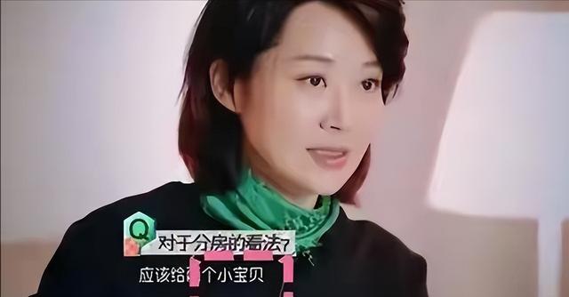她一生“风流成性、老少通吃”，撩汉无数，如今56岁依旧貌美如花