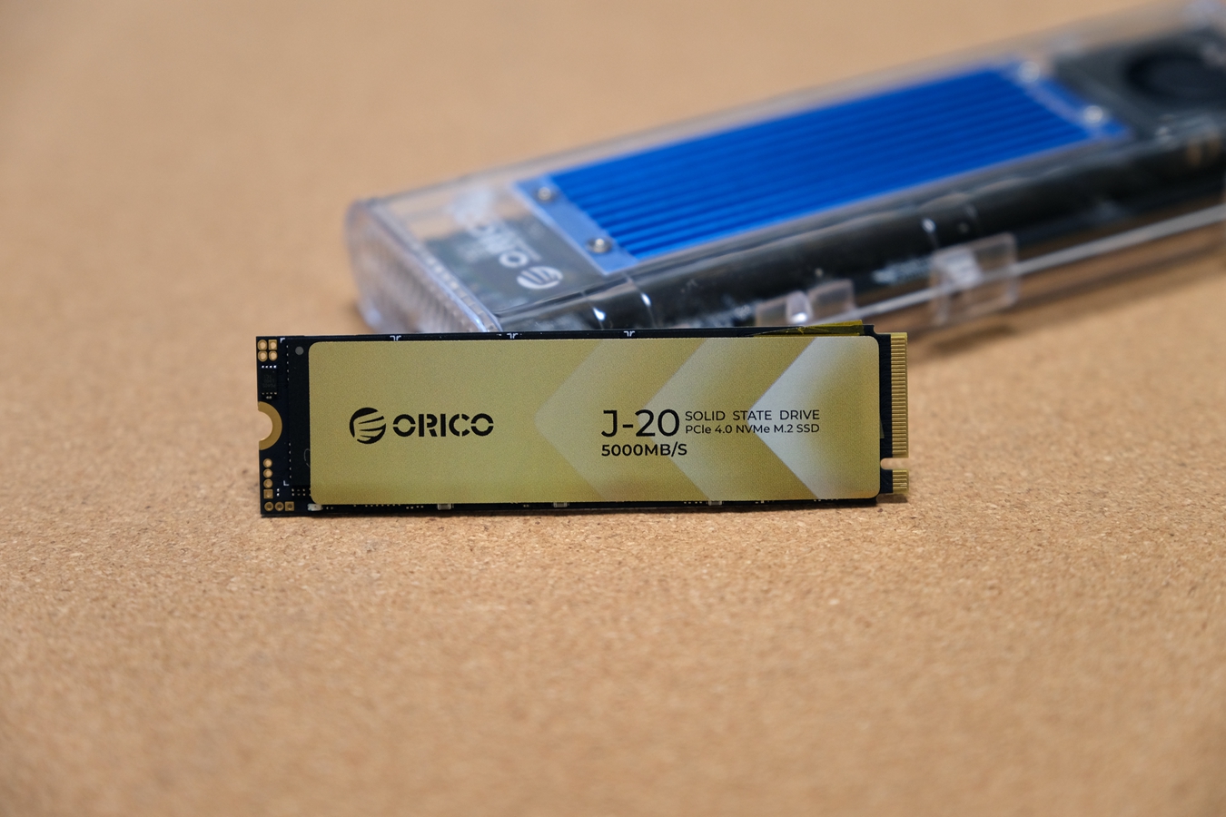 追求飞快的感觉,ORICO J-20 SSD+USB4硬盘盒套装评测
