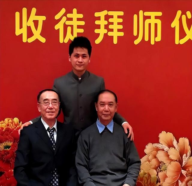哇！这两位“90后”京剧老生，原来都是小帅哥啊