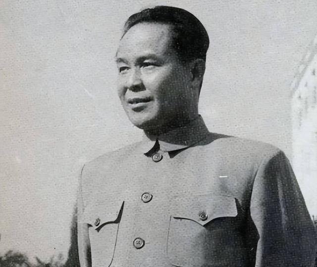 69年谭震林被疏散到广西，当地一把手是他老部下，直接下了道命令