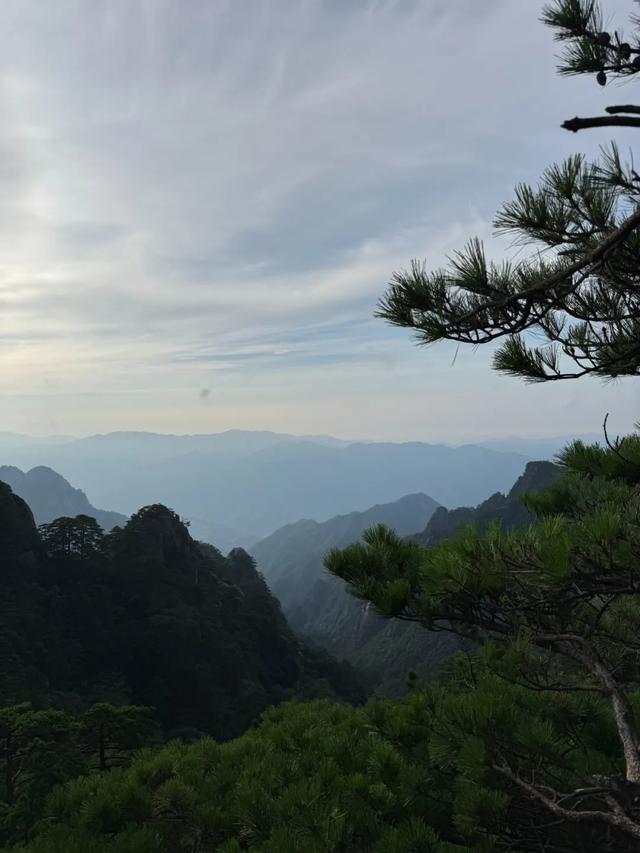 徒步三山五岳：安徽黄山！