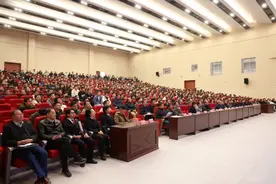 “严守师德 同心护蕾”——玉林检察“美玉”团队走进校园开展师德师风警示教育活动图片