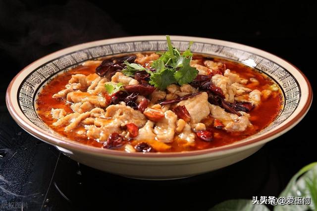 不管做什么炒肉，都别直接下锅炒，教你正确做法，肉香不腥也不柴