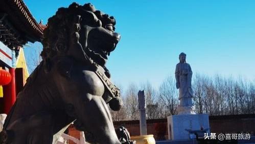 黄瓦灰墙间，寻百年佛光——白城华严寺游记