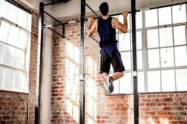 一个容易被低估的健身动作——引体向上，你能一次性做多少个？