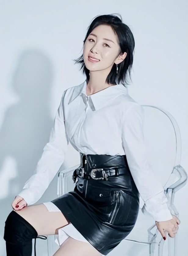 她靠星光大道一炮而红，却因当小三前途尽毁，今39岁活成这样