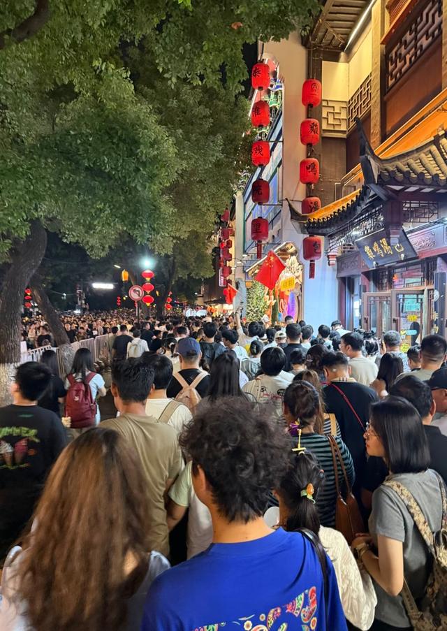 盘点国庆最堵人的景点
