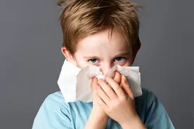 孩子到底是感冒、鼻窦炎还是过敏性鼻炎？1招分辨，早看早好！图片