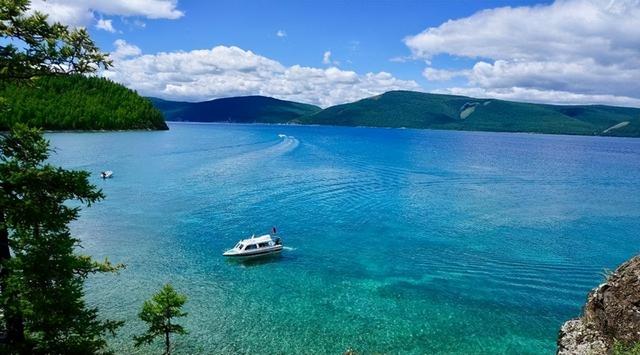 蒙古还有湖？水量是三峡水库的近10倍，是全中国所有湖泊的1.7倍