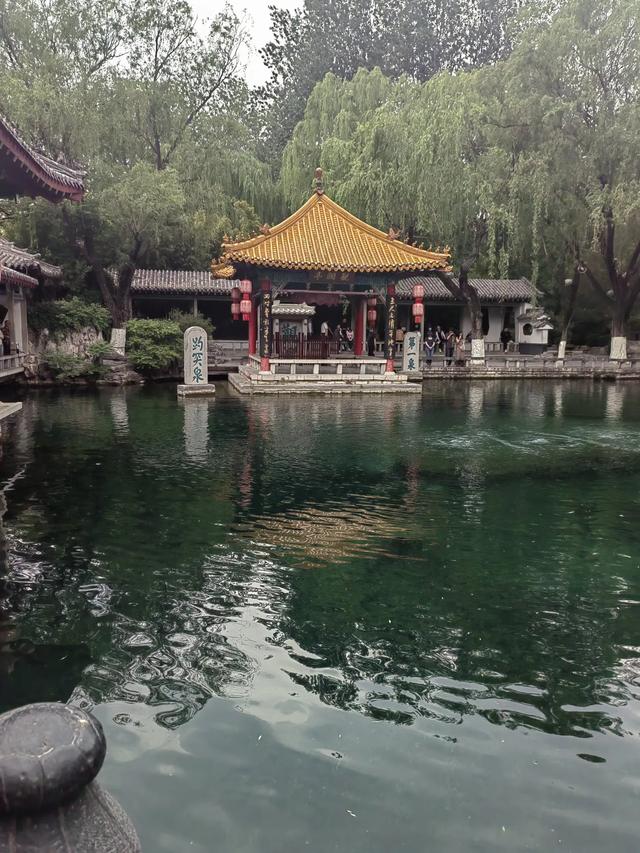 速游济南趵突泉后记