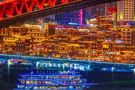 美籍华裔：我一生中头一次看到全世界对中国人如此热情图片