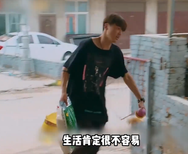 变形计史上最强干饭王，只因太能吃被父母送去农村变形！