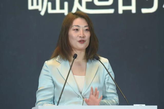 叔叔宗泽后再发声：水军害了宗馥莉，使她无法回头，娃哈哈是宗家、员工和消费者共创的品牌