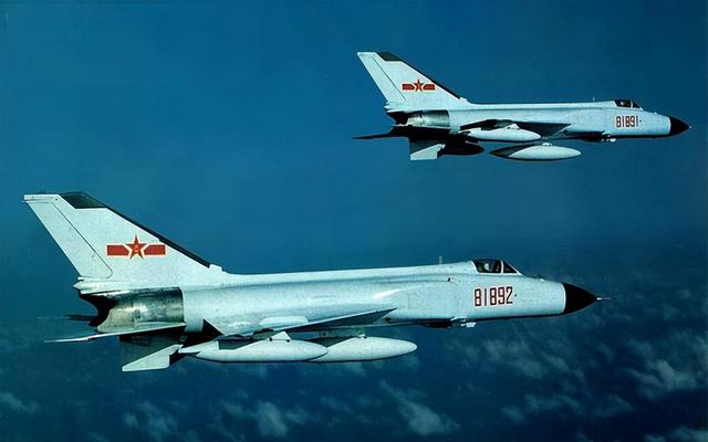 攻不了也守不住！中国空军在西藏上空，被印度空军足足欺负了40年