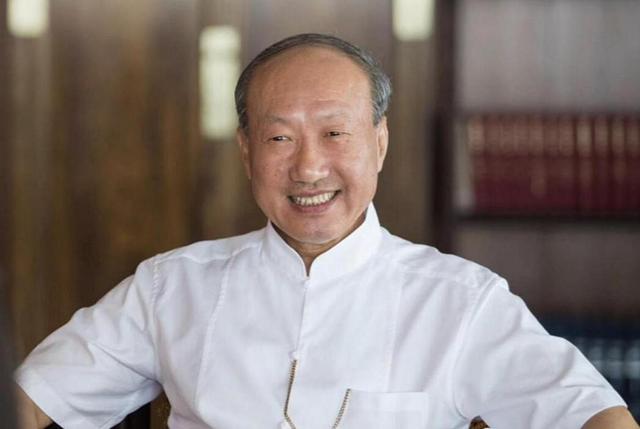 比恒大还惨！中国第二大民企轰然倒塌，负债7500亿，创始人被带走