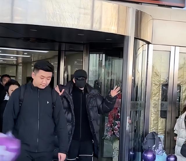 2026央视跨年晚会阵容曝光，看完路透和明星名单，厕所都不敢上了