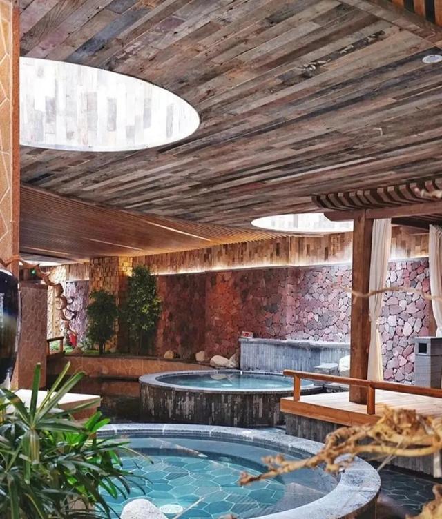 今年理县红叶开挂了！红得惊动天地，美到不可方物