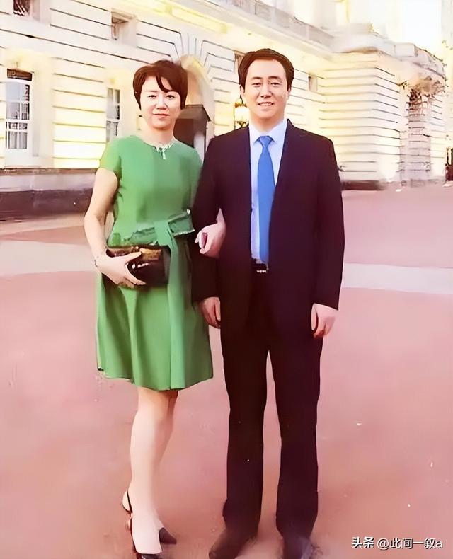曝许家印香港大宅挖出460平地牢，潜伏15年才被发现，是为藏啥？