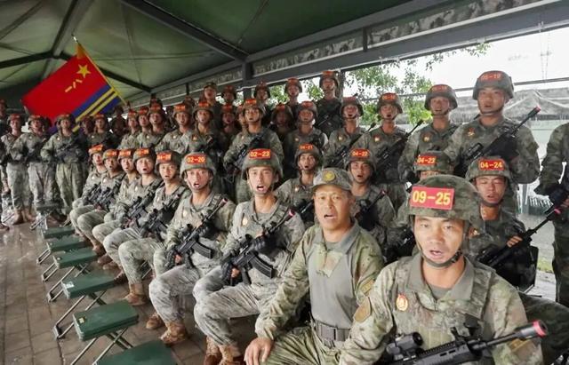 “老兵不老”！53岁教练三上阅兵场，背后故事震撼人心！