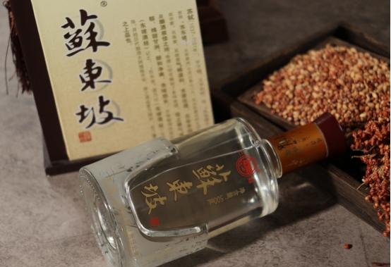 安徽一名酒再次崛起，曾经万家共饮，后又跌落神坛，如今卷土重来