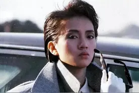 警车开道30万人送行，水晶棺顶常人20年收入，5位明星葬礼真顶级图片