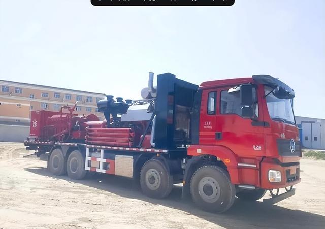 中国制造再添利器！国产压裂车稳坐世界第一宝座，美国花重金求购