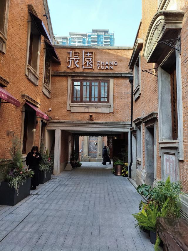 感受历史的厚重和时代的浪漫，张园值得打卡！