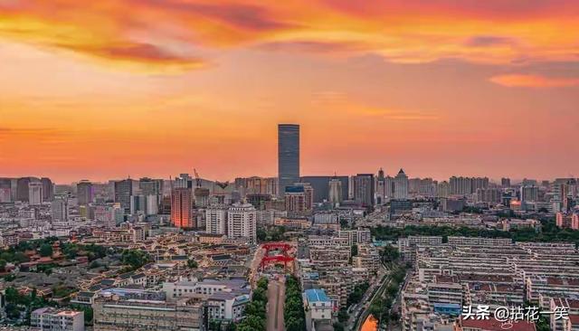 江苏大反转！徐州杀出重围，南京苏州都没预判，凭什么火遍全国？