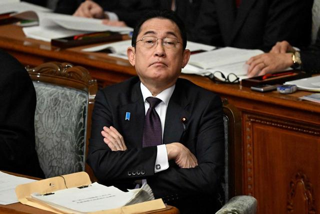 一声不吭造了7艘准航母，美国才发现，原来真正对手已不是俄罗斯