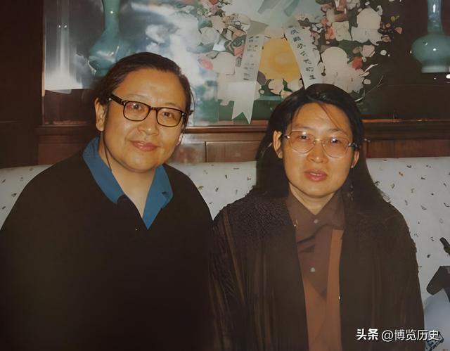 1966年，李讷来北航探望姐姐，李敏单刀直入问：你来找我什么事？