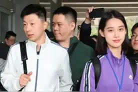 马龙身边的清华校花彭弋航，在台湾火出圈，书卷气息的绝美女学霸图片