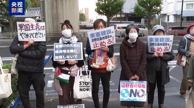 首相之位不保？川普发出警告，高市迎来两大噩耗，现在求饶已晚了