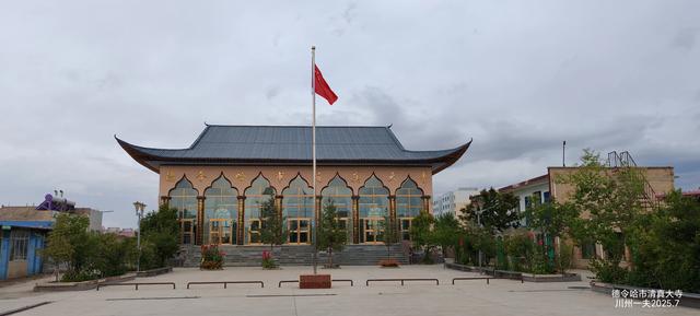我来到了青海德令哈