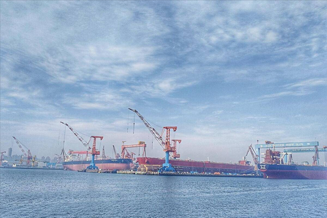 触目惊心！美国造船业深陷三重危机，主力舰项目接连夭折