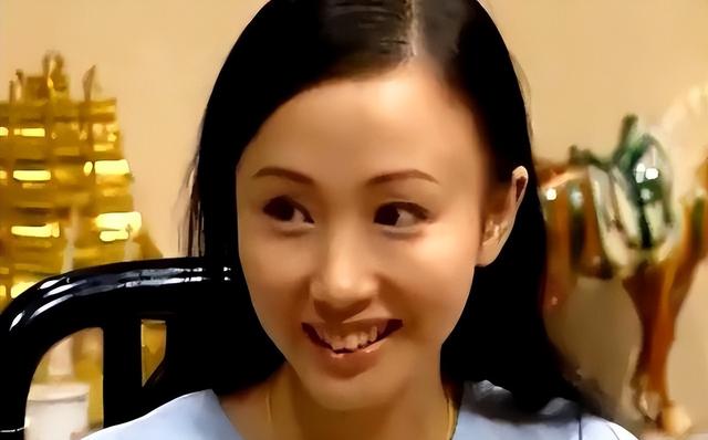 偷鸡不成蚀把米，以为能“毁掉”保剑锋，不料自己先被扒了底朝天