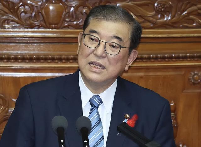 日本连开3枪，蔡英文已离岛，事态严重了，解放军通牒已发往东京